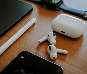 How To Connect Your Airpods To Computer